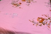 天机六爻长大后，乡愁是一张丑丑的床单