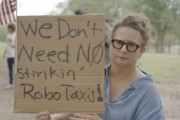 天机六爻特斯拉在得州奥斯汀遭遇抗议活动：反对马斯克Robotaxi计划